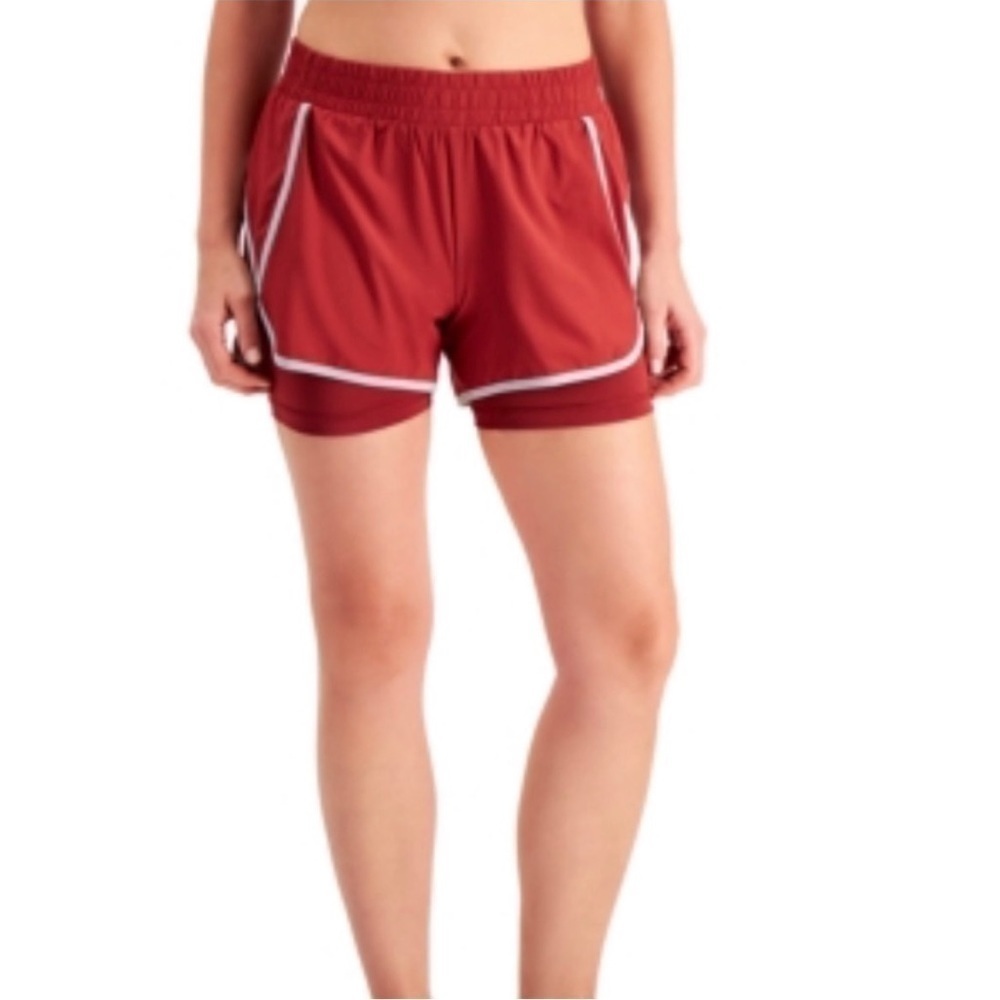 Ideology shorts performance